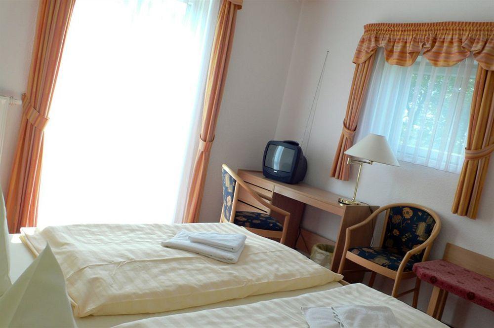 Hotel Haus Oberland Массерберг Экстерьер фото